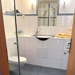 公寓 Zum Schwalbennest 卢布明