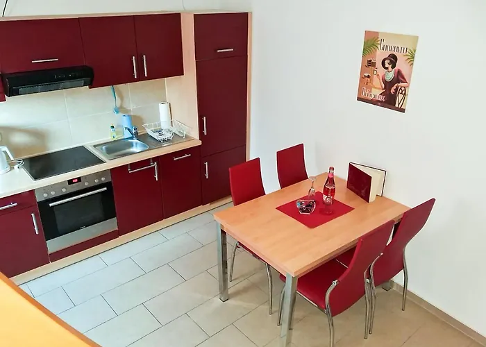 아파트 Zum Schwalbennest 루브민